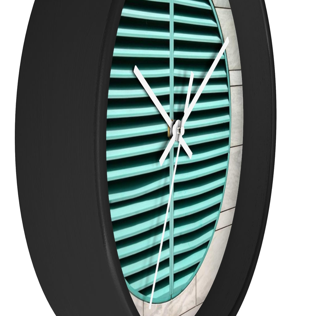 Wall Clock 03: Vent!